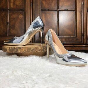 NWOT Mila Lady Silver Pointed Toe Embellished Trim Faux Patent Leather Pump